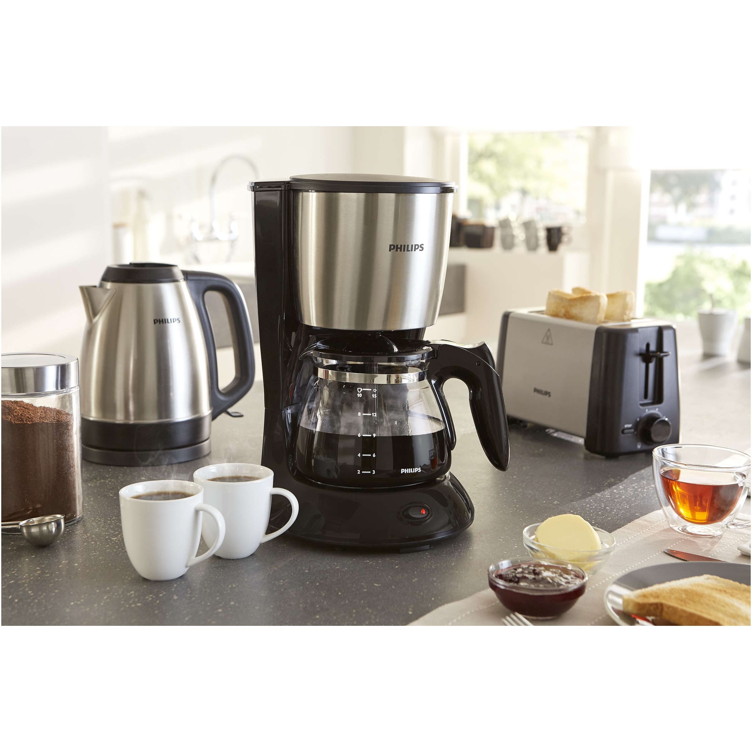 Cafetieră Philips Daily HD7462/20  920~1080W  Capacitate 1.2l (2~15 cești)  Cană de sticlă  Aroma Twister pentru gust intens  Timp preparare 10min  Sistem anti-picurare  Cablu 0.85m  Black Metal