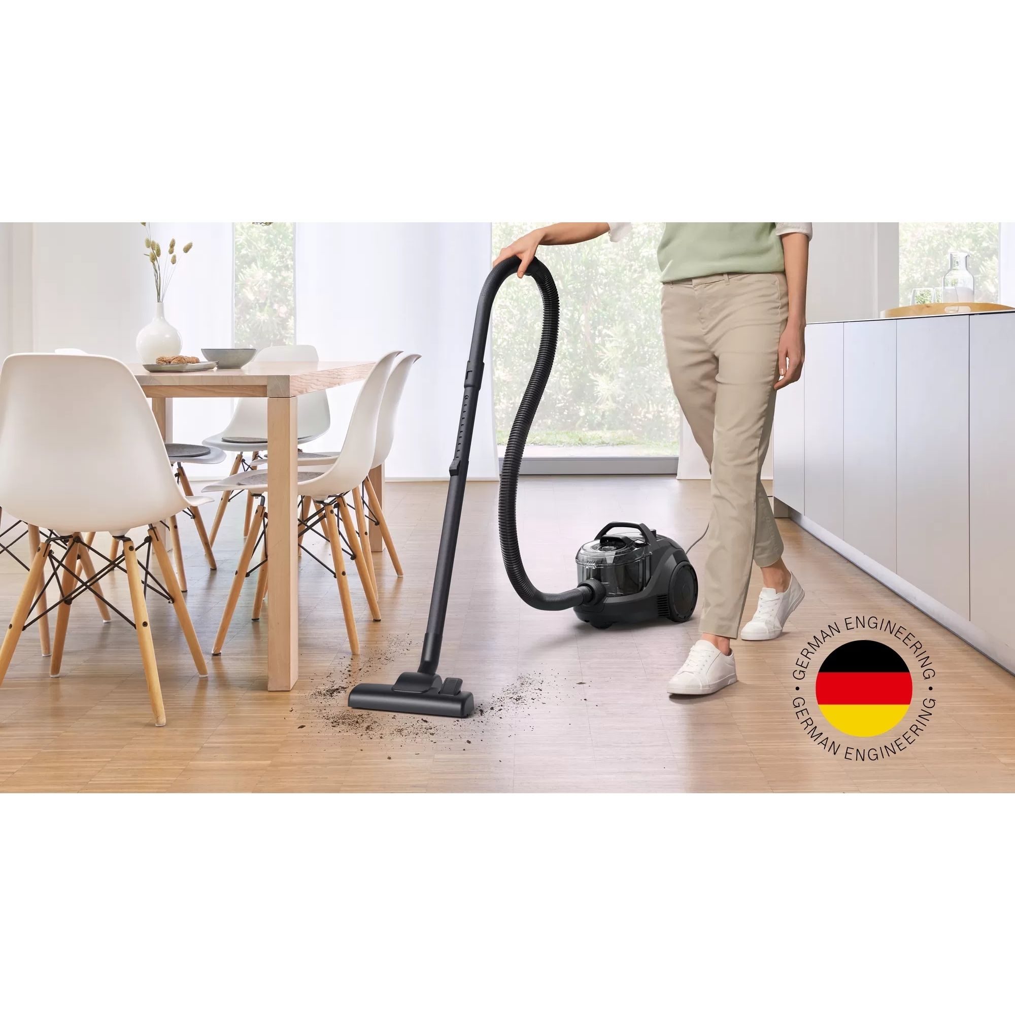 Aspirator fără sac BOSCH Serie 4 BGC21X200, 550W