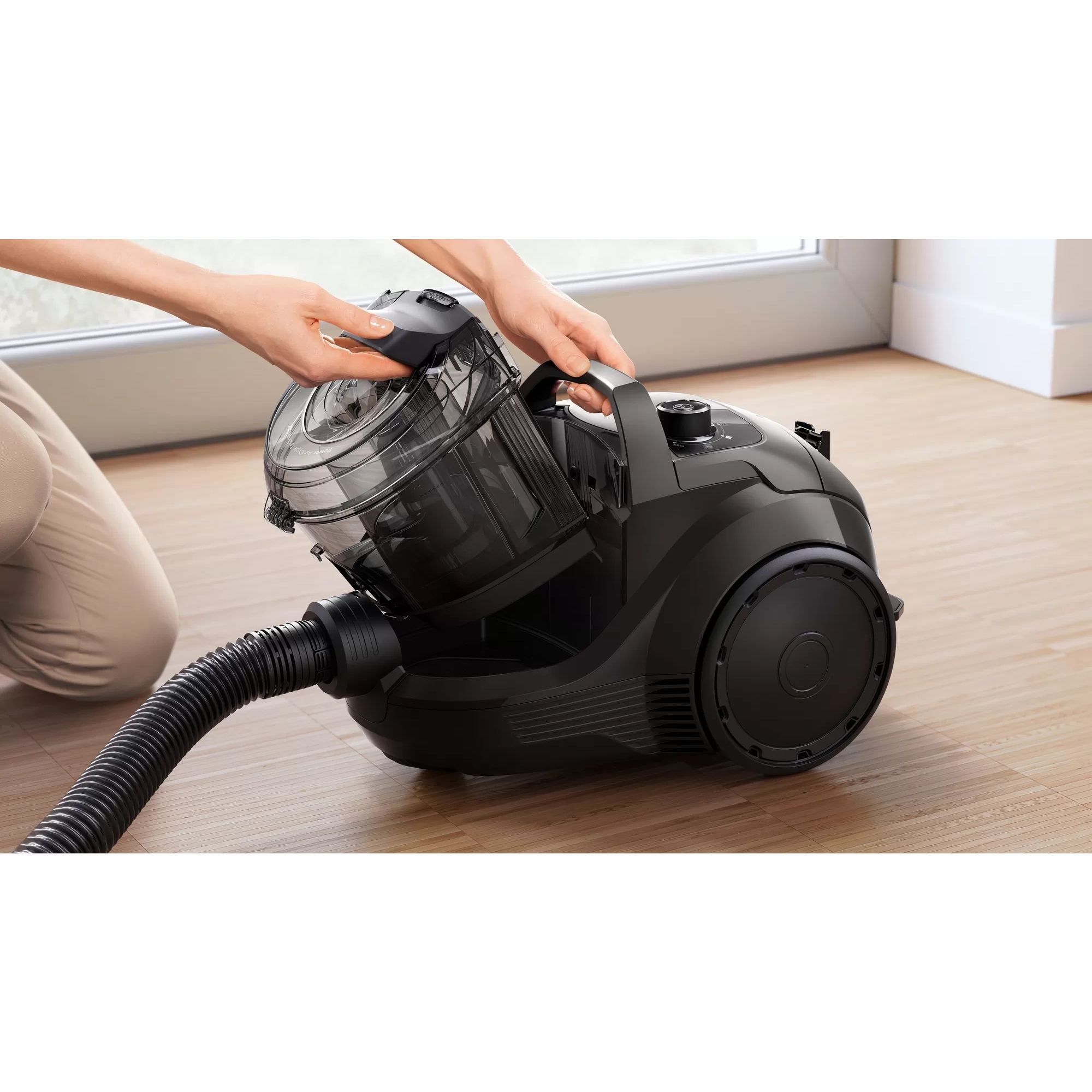 Aspirator fără sac BOSCH Serie 4 BGC21X200, 550W