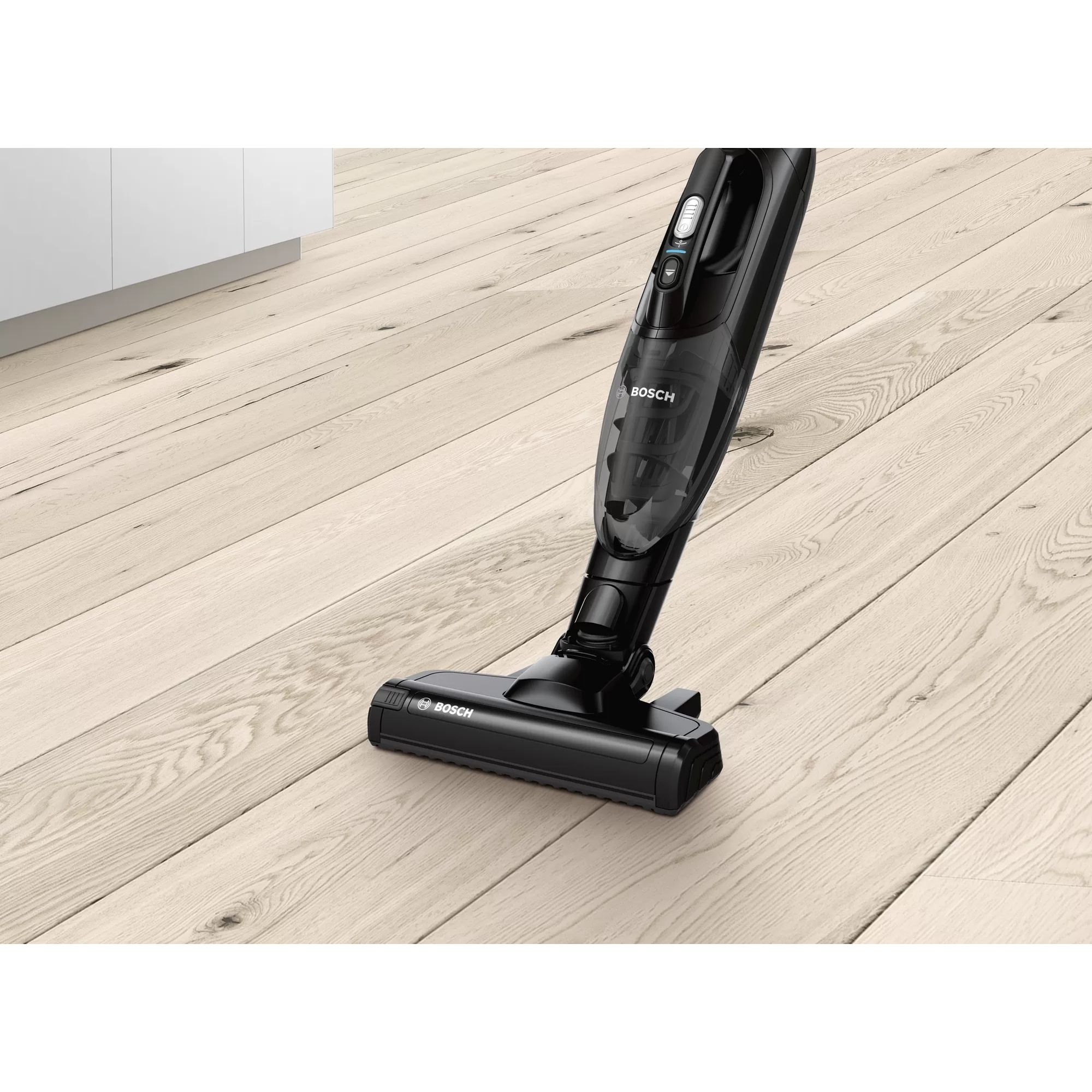 Aspirator vertical BOSCH Serie 2 Readyy’y 16Vmax BCHF216B, Jet Black Injection