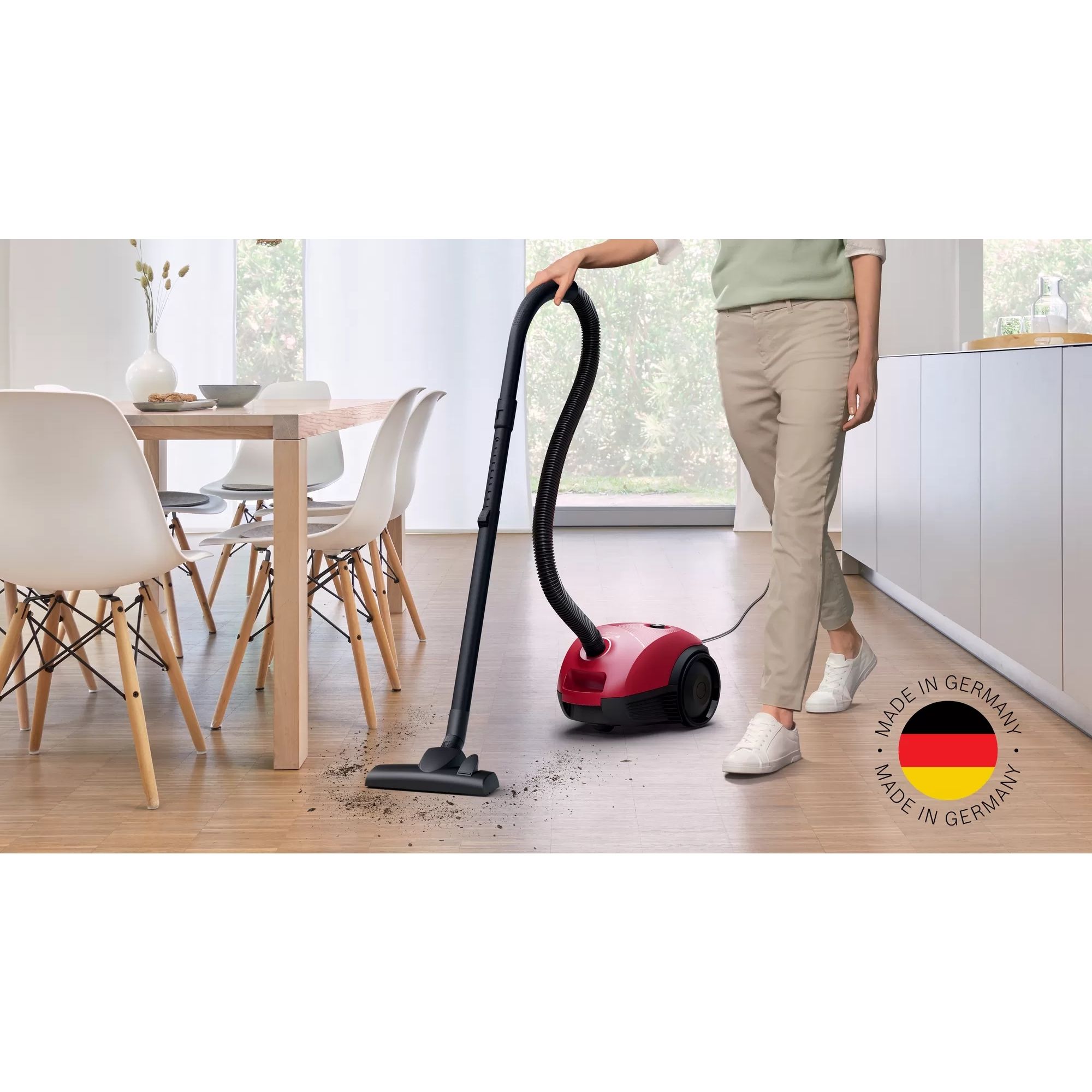 Aspirator cu sac BOSCH Serie 2 BGBS2RD1