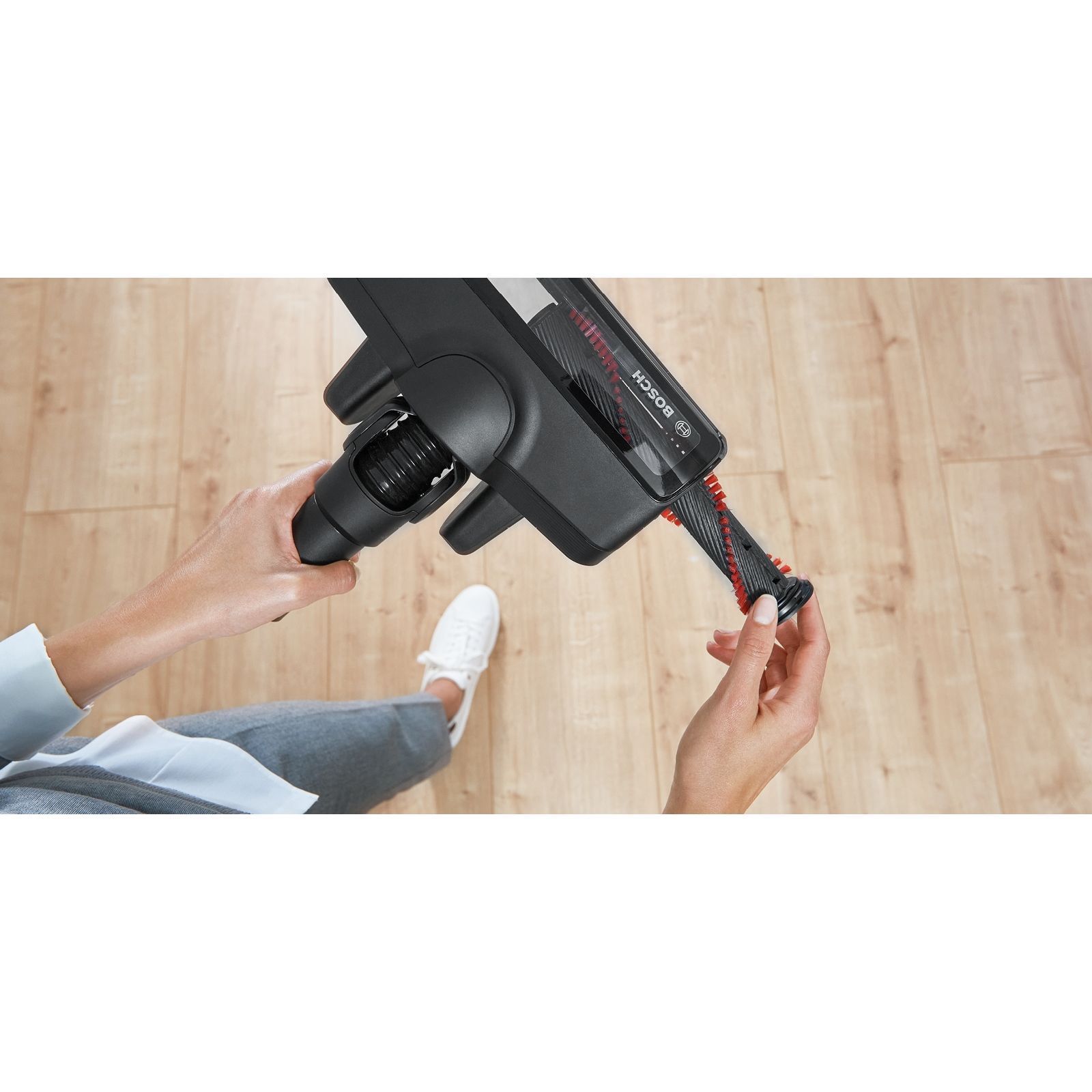 Aspirator vertical BOSCH Serie 8 Gen2 Unlimited BBS8214, TurboSpin (3 trepte, Turbo), Acumulator Li-Ion 18V 4A, Praf 0.40l, Perie LED AllFloor HighPower, G3.10kg, Polar White