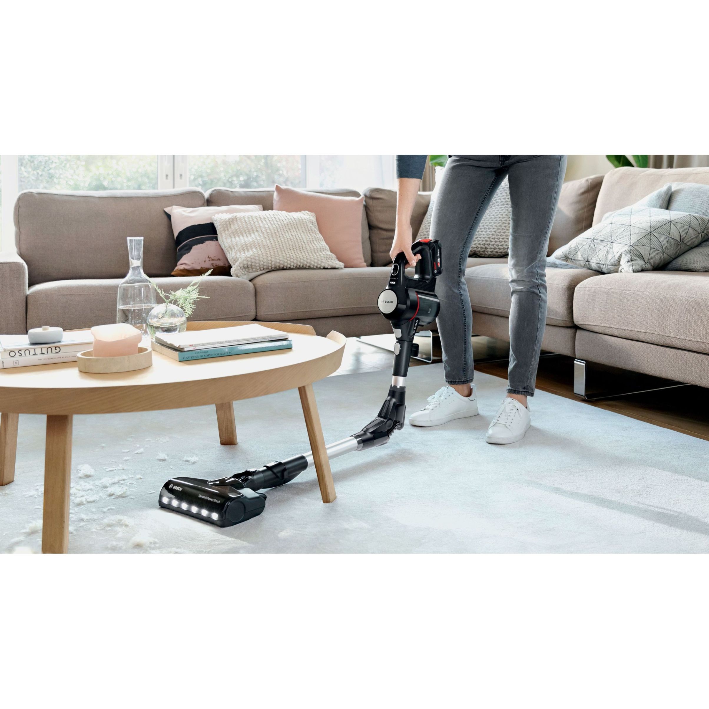 Aspirator vertical BOSCH Serie 7 Unlimited BCS712XXL, TurboSpin (3 trepte, Turbo), 2x Acumulator Li-Ion 18V 3A, Praf 0.30l, Perie LED AllFloor DynamicPower, QuickStand, Nozzle Foot Release, G2.90kg, Negru