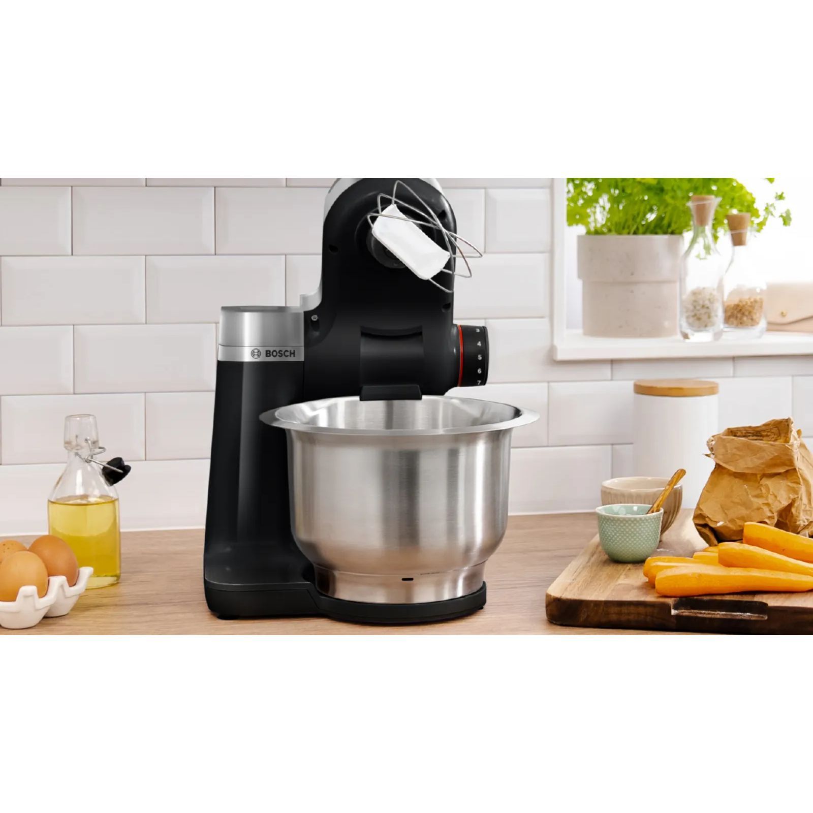 Robot de bucătărie planetar BOSCH Serie S2 MUMS2 MUMS2VM40, 900W (7 trepte și Pulse), Bol inox 3.8l, Set patiserie, Soft Start, Design compact, Control electronic al puterii, G4.4kg, Black and Silver