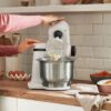 Robot de bucătărie planetar BOSCH Serie S2 MUMS2 MUMS2EW40, 700W (4 trepte), Bol inox 3.8l, Set de patiserie, Soft Start, Design compact, Control electronic al puterii, G4.4kg, Fully White