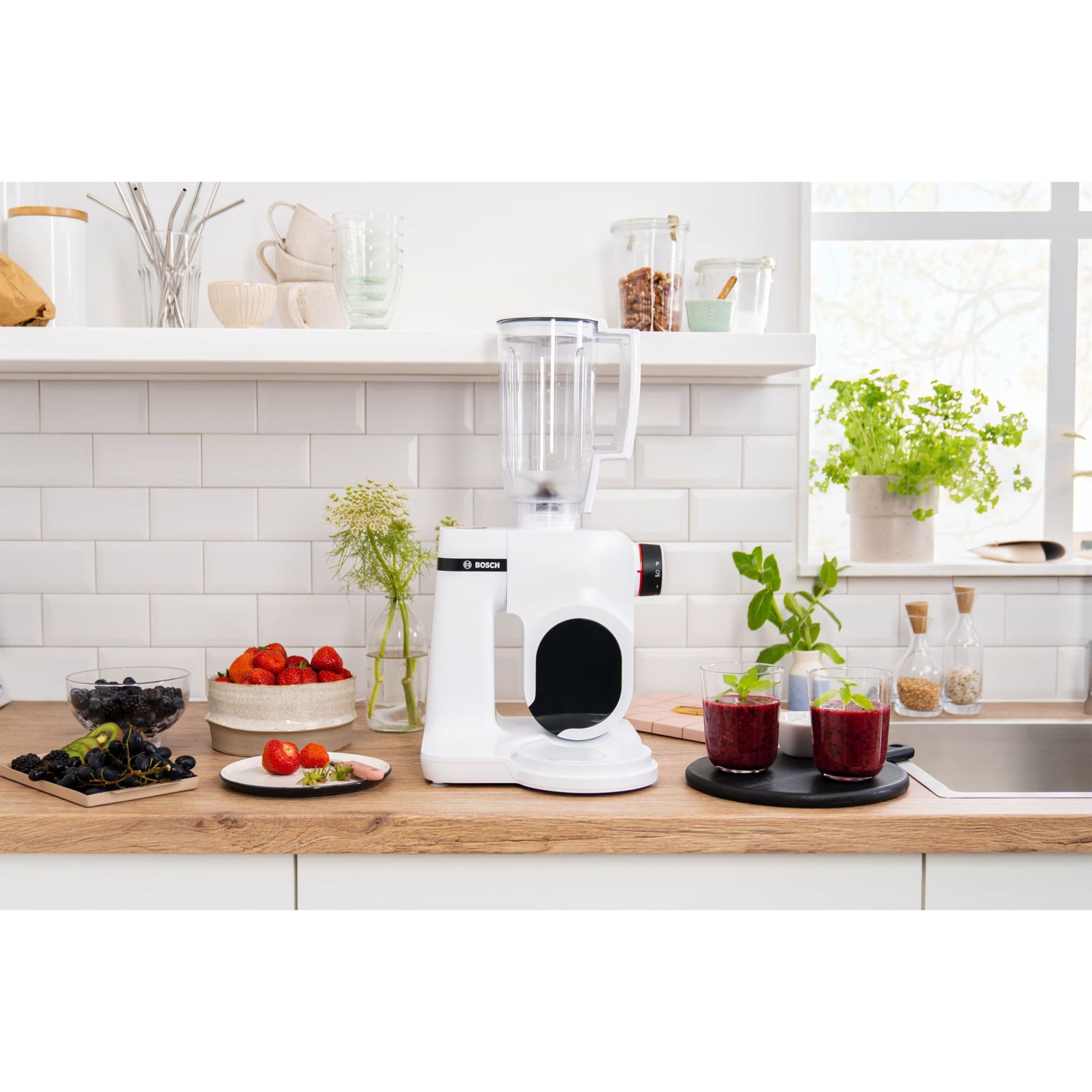 Robot de bucătărie planetar BOSCH Serie S2 MUMS2 MUMS2EW40, 700W (4 trepte), Bol inox 3.8l, Set de patiserie, Soft Start, Design compact, Control electronic al puterii, G4.4kg, Fully White