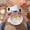Robot de bucătărie planetar BOSCH Serie S2 MUMS2 MUMS2AW00, 700W (4 trepte), Bol plastic 3.8l, Set de patiserie, Soft Start, Design compact, Control electronic al puterii, G4.4kg, Fully White