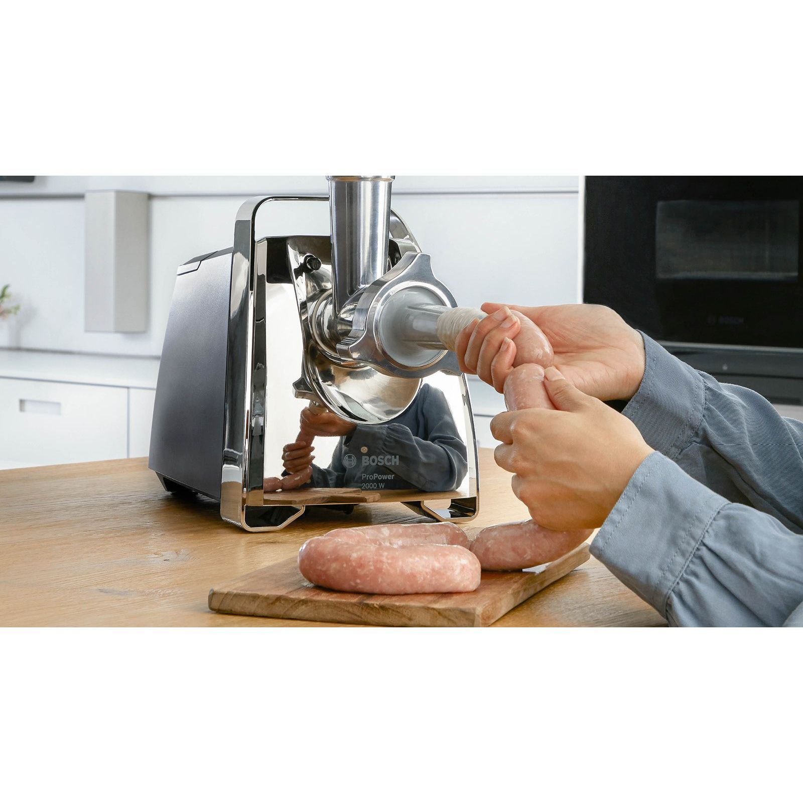 Mașină de tocat carne BOSCH ProPower MFW67440, 700W, Peste 10 funcţii, Neagră