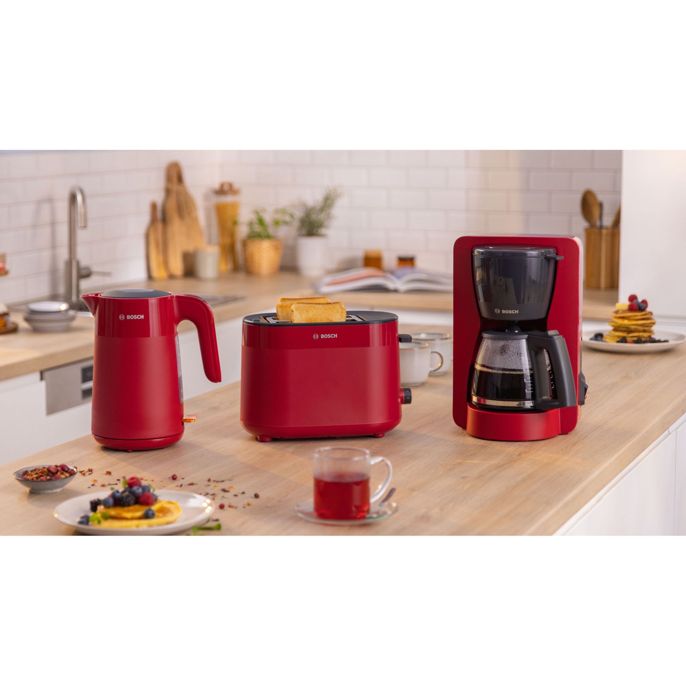 Prăjitor de pâine BOSCH MyMoment TAT2M124, 2 sloturi, Dezghețare, Încălzire, Grătar chifle, High Lift, Roșu