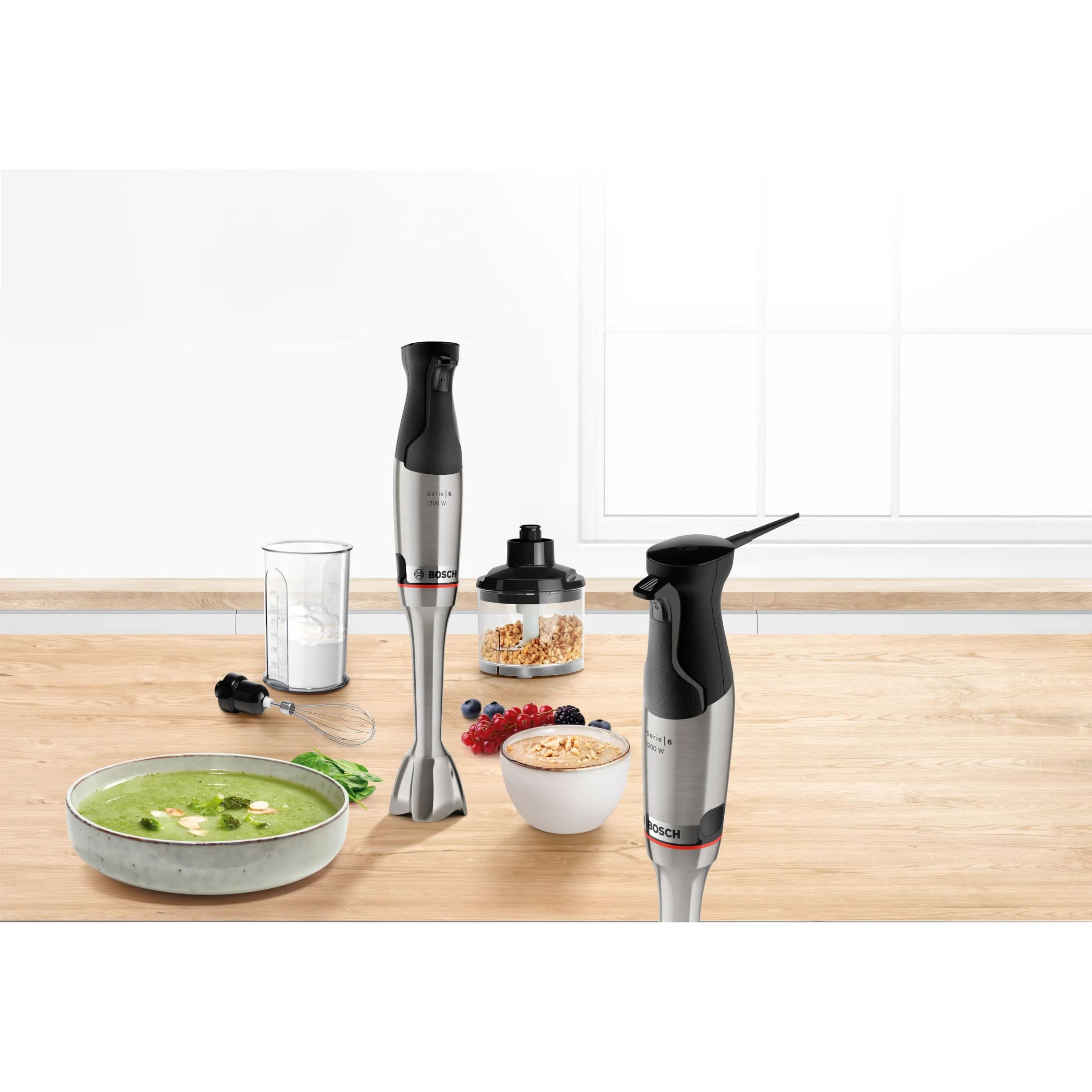 Blender de mână BOSCH Serie 6 ErgoMaster MSM6M821, 1200W (variabilă), Cuțit 4 lame QuattroBlade System Pro, Tocător 500ml, Tel, Pahar, Cuplă ceramică, AntiSplash, Mâner SoftGrip, C1.4m, Stainless Steel