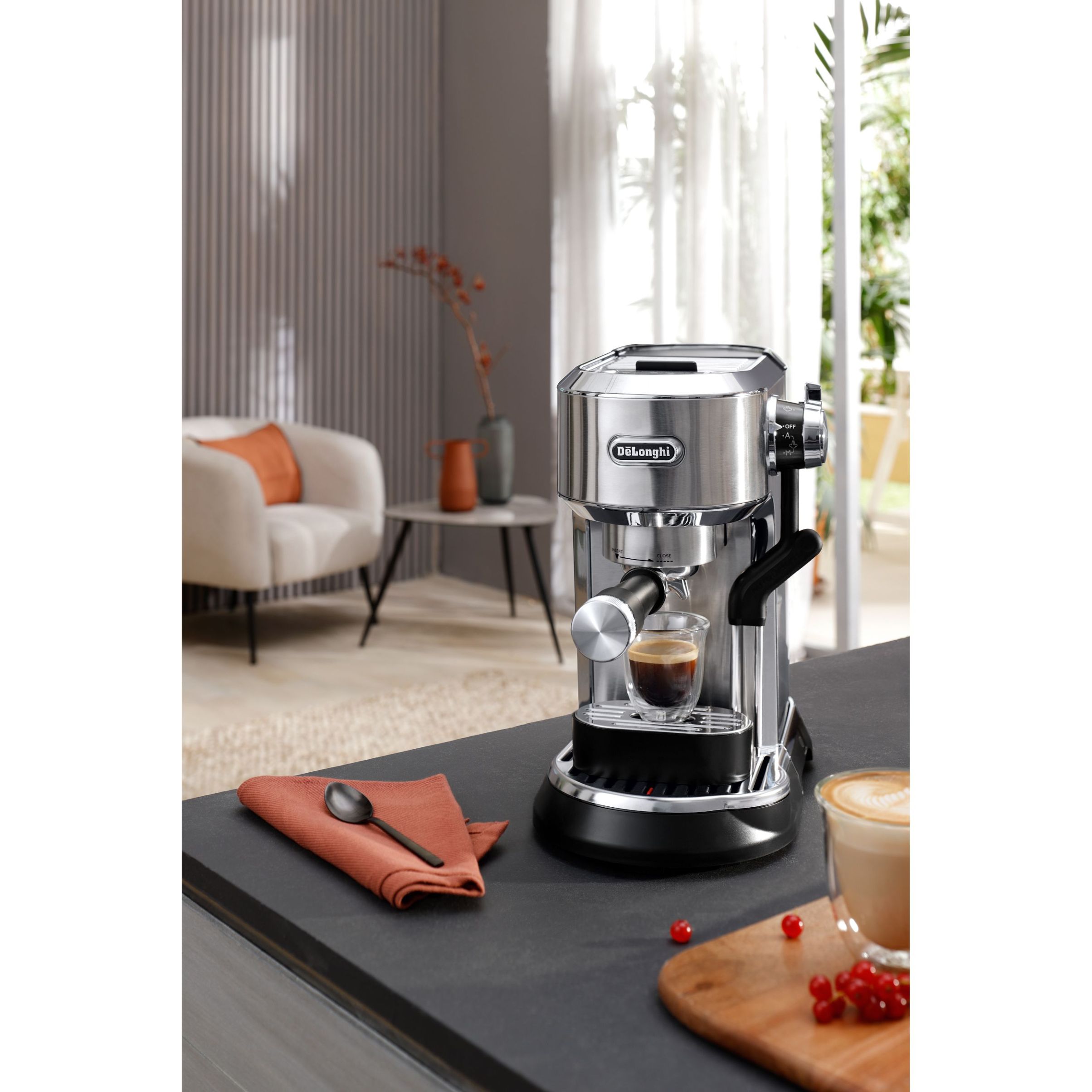 Espressor manual cu pompă De’Longhi Dedica Maestro Plus EC950.M – 0132106249  Shiny Metal