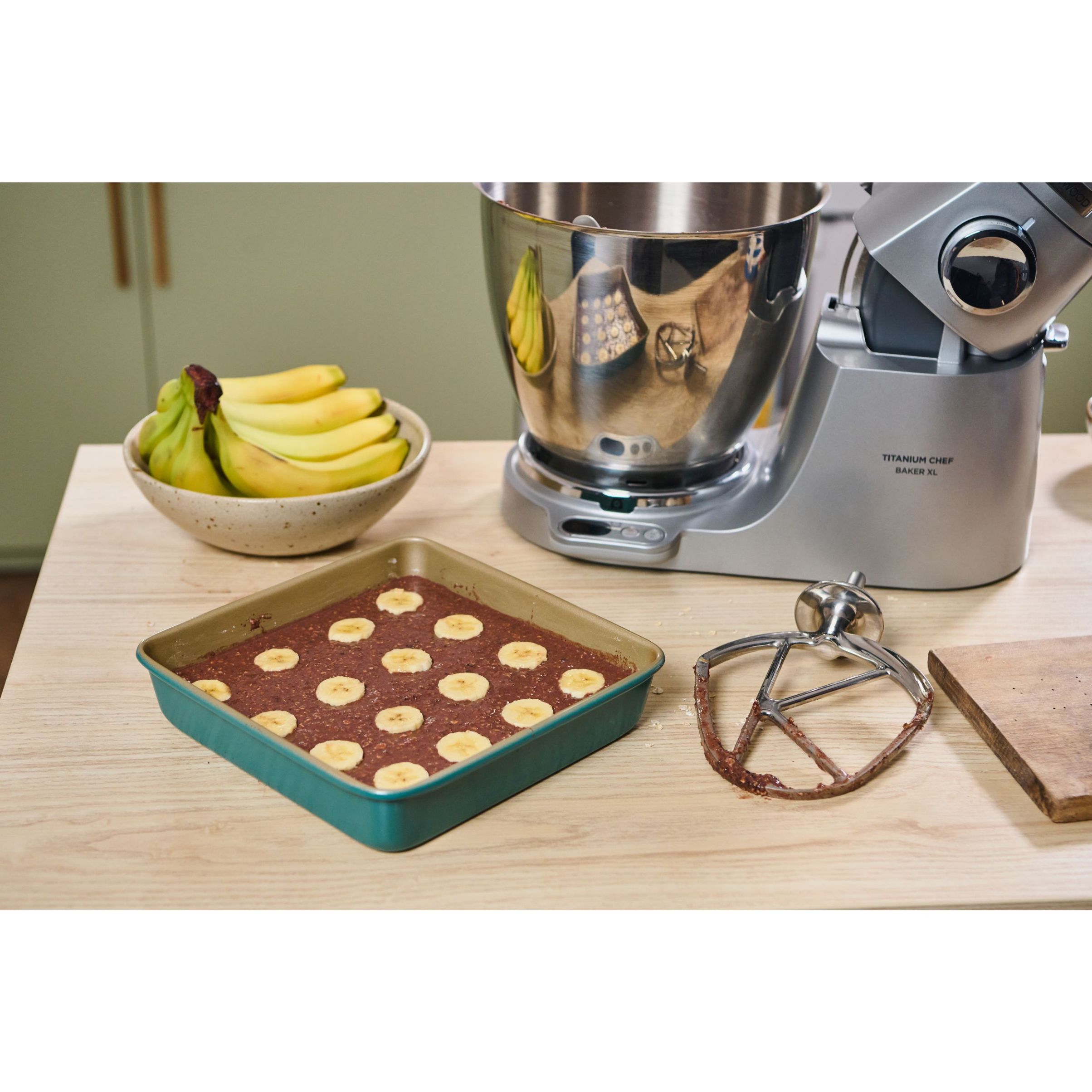 Robot de bucătărie planetar KENWOOD Titanium Chef Baker XL KVL85.124SI – 0W20011385, 1200W, 2 vase (7l/5l), Cântar integrat, Blender, Silver
