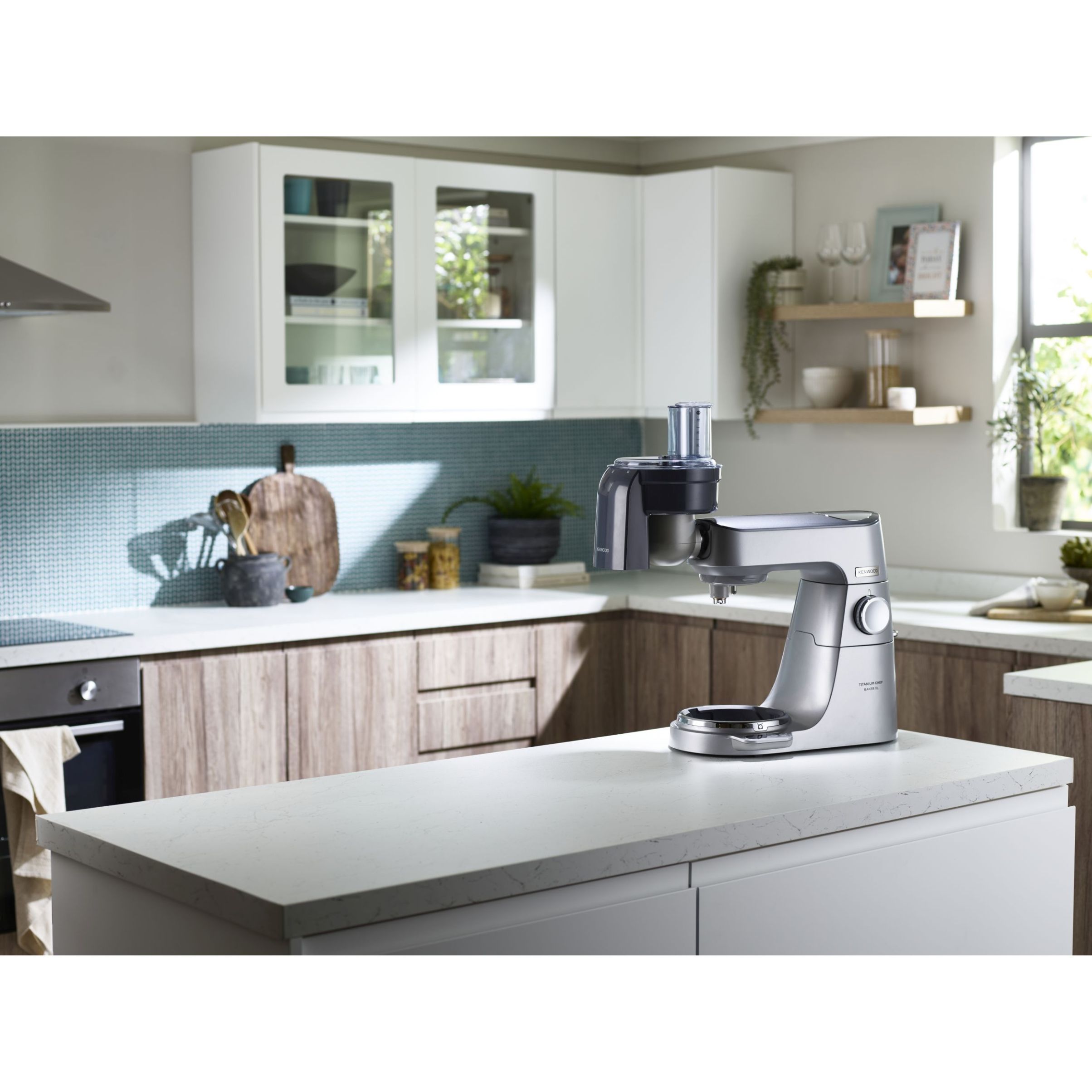 Robot de bucătărie planetar KENWOOD Titanium Chef Baker XL KVL85.124SI – 0W20011385, 1200W, 2 vase (7l/5l), Cântar integrat, Blender, Silver