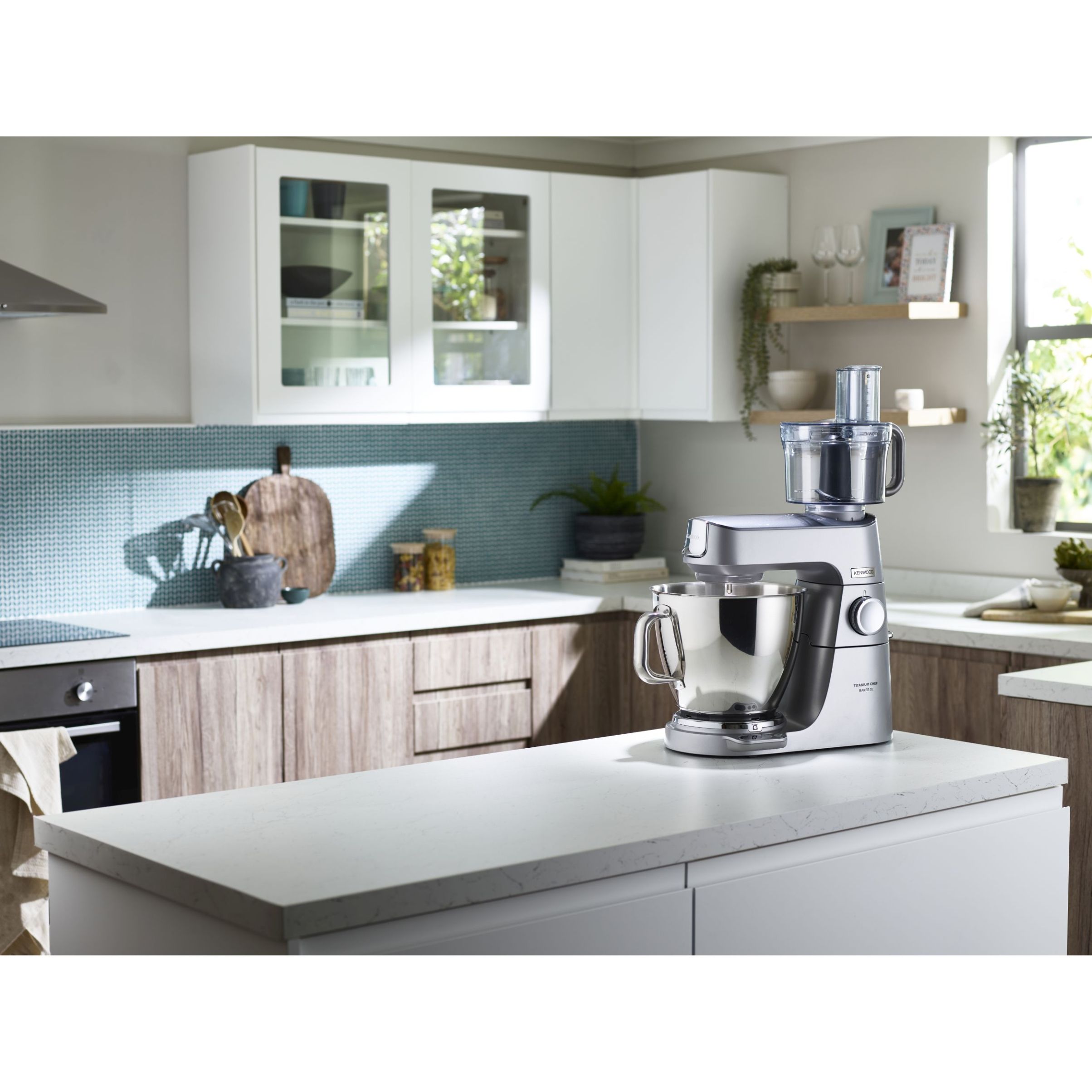 Robot de bucătărie planetar KENWOOD Titanium Chef Baker XL KVL85.124SI – 0W20011385, 1200W, 2 vase (7l/5l), Cântar integrat, Blender, Silver