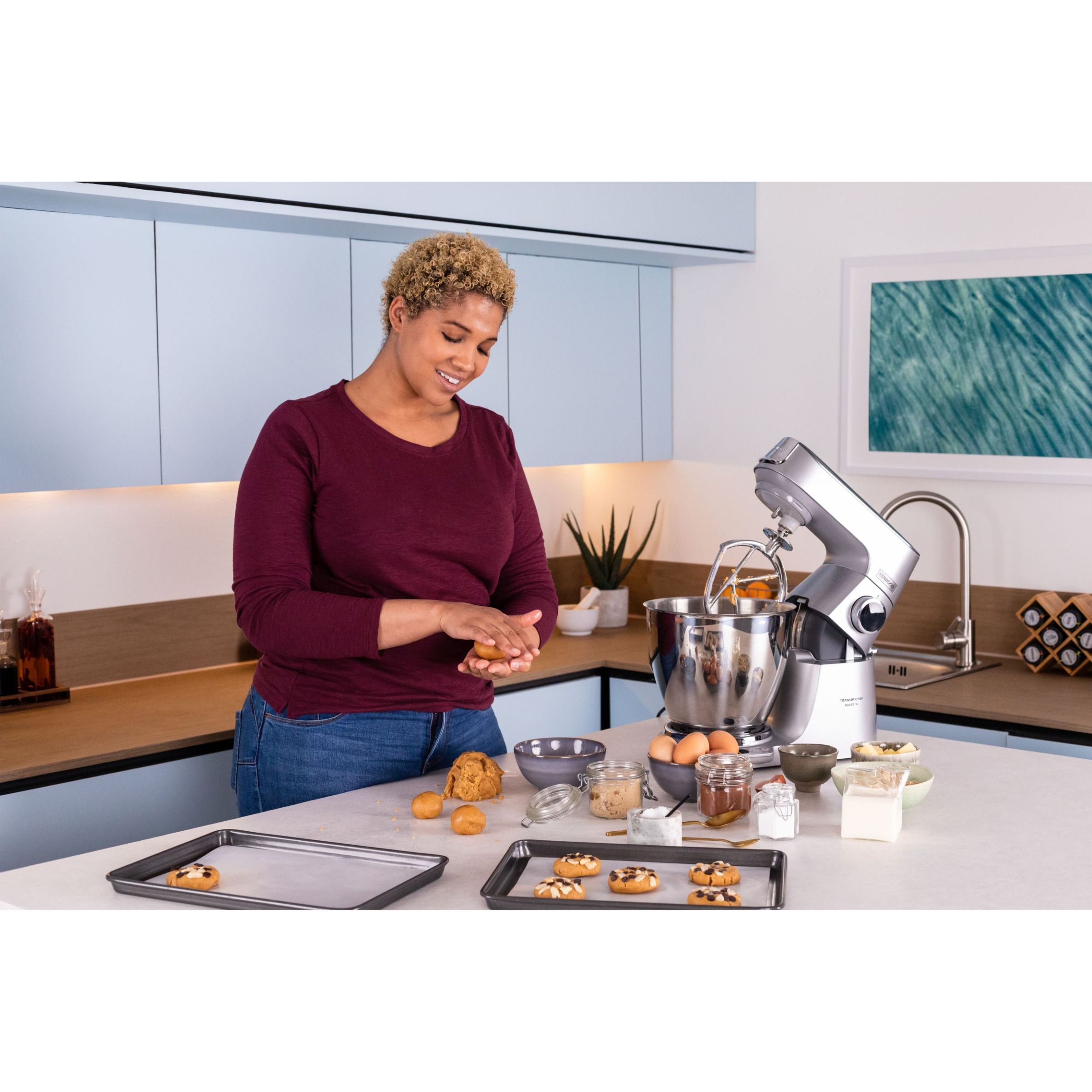 Robot de bucătărie planetar KENWOOD Titanium Chef Baker XL KVL85.004SI – 0W20011377, 1200W, 2 vase (7l/5l), Cântar integrat, G11.50kg, Silver