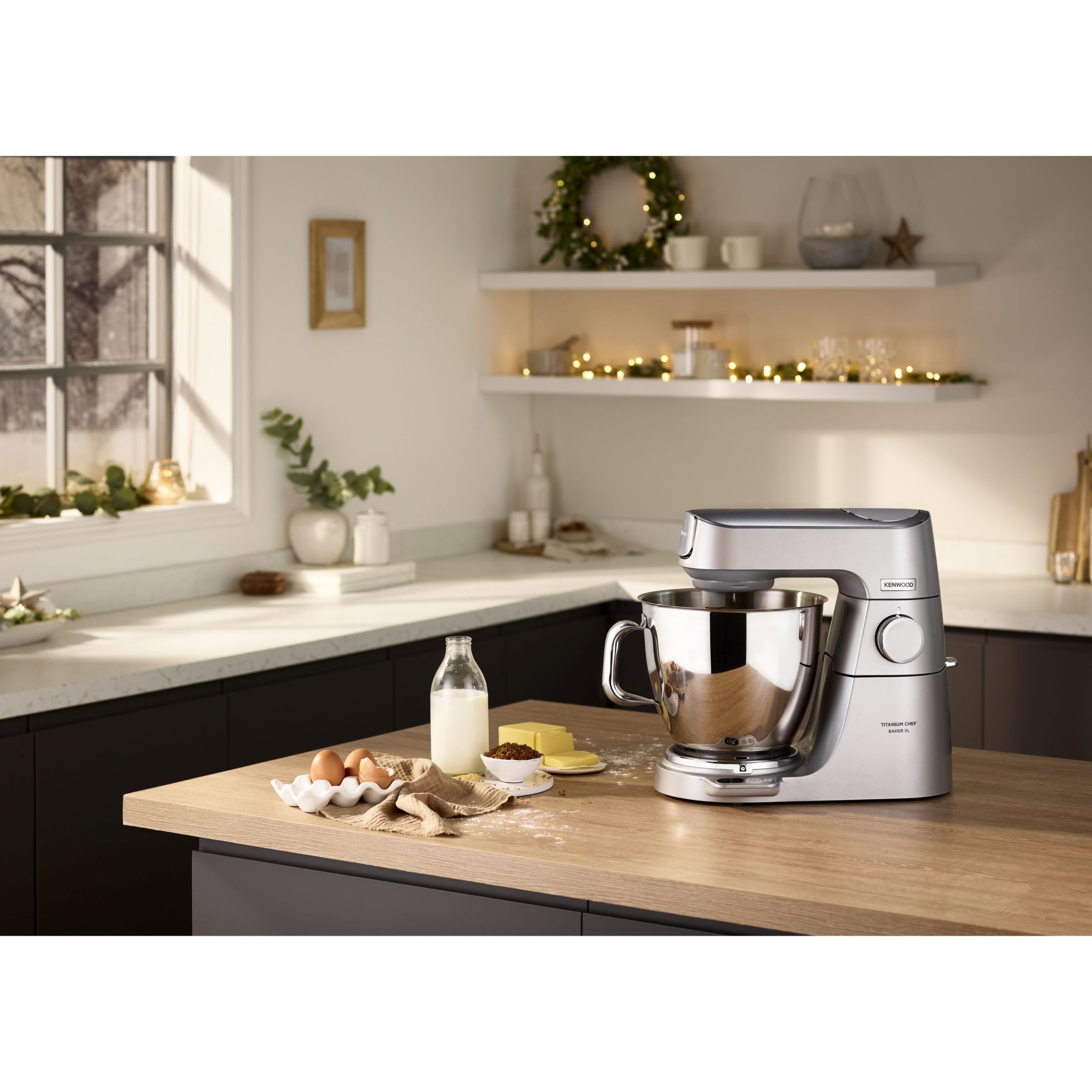 Robot de bucătărie planetar KENWOOD Titanium Chef Baker XL KVL85.004SI – 0W20011377, 1200W, 2 vase (7l/5l), Cântar integrat, G11.50kg, Silver