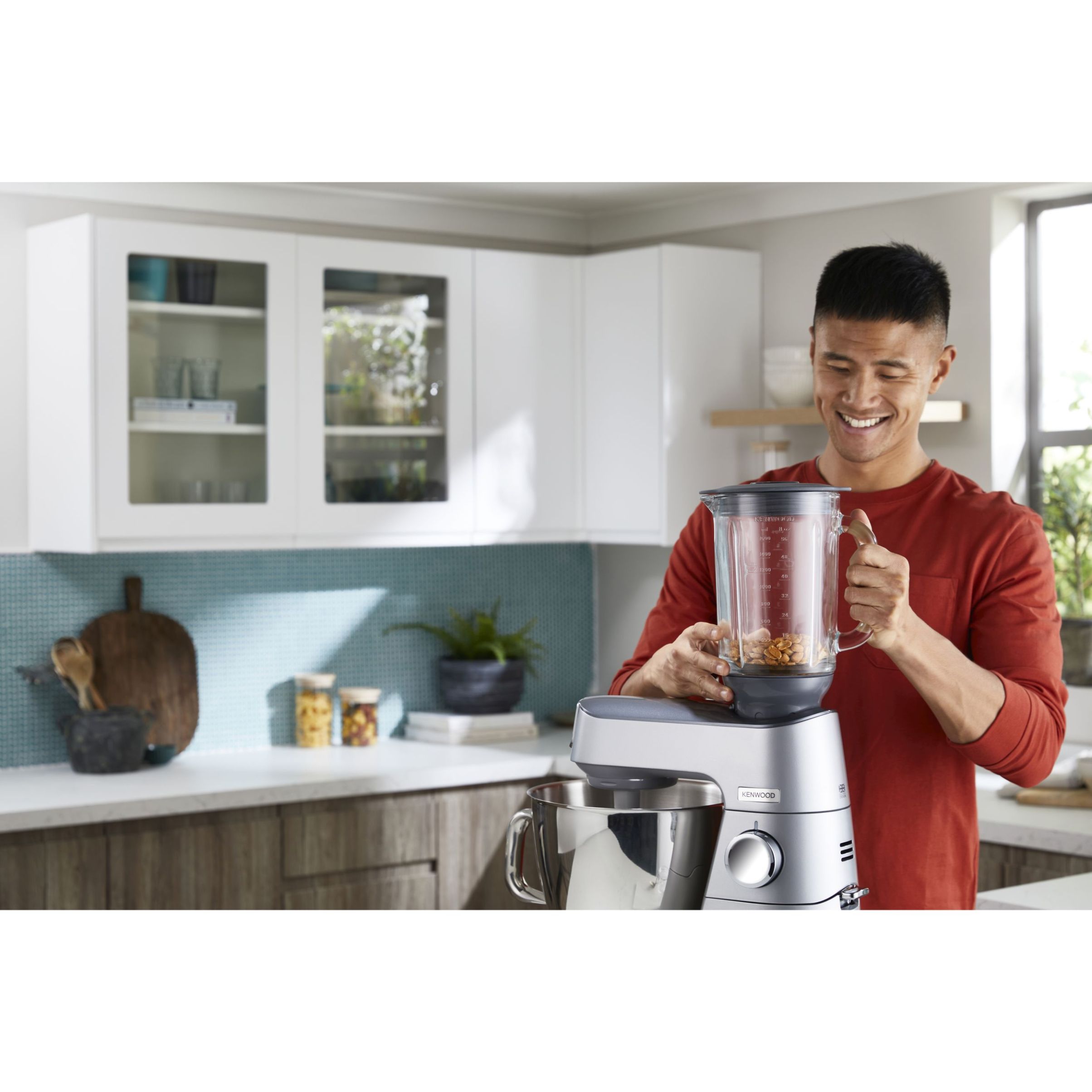 Robot de bucătărie planetar KENWOOD Titanium Chef Baker XL KVL85.004SI – 0W20011377, 1200W, 2 vase (7l/5l), Cântar integrat, G11.50kg, Silver
