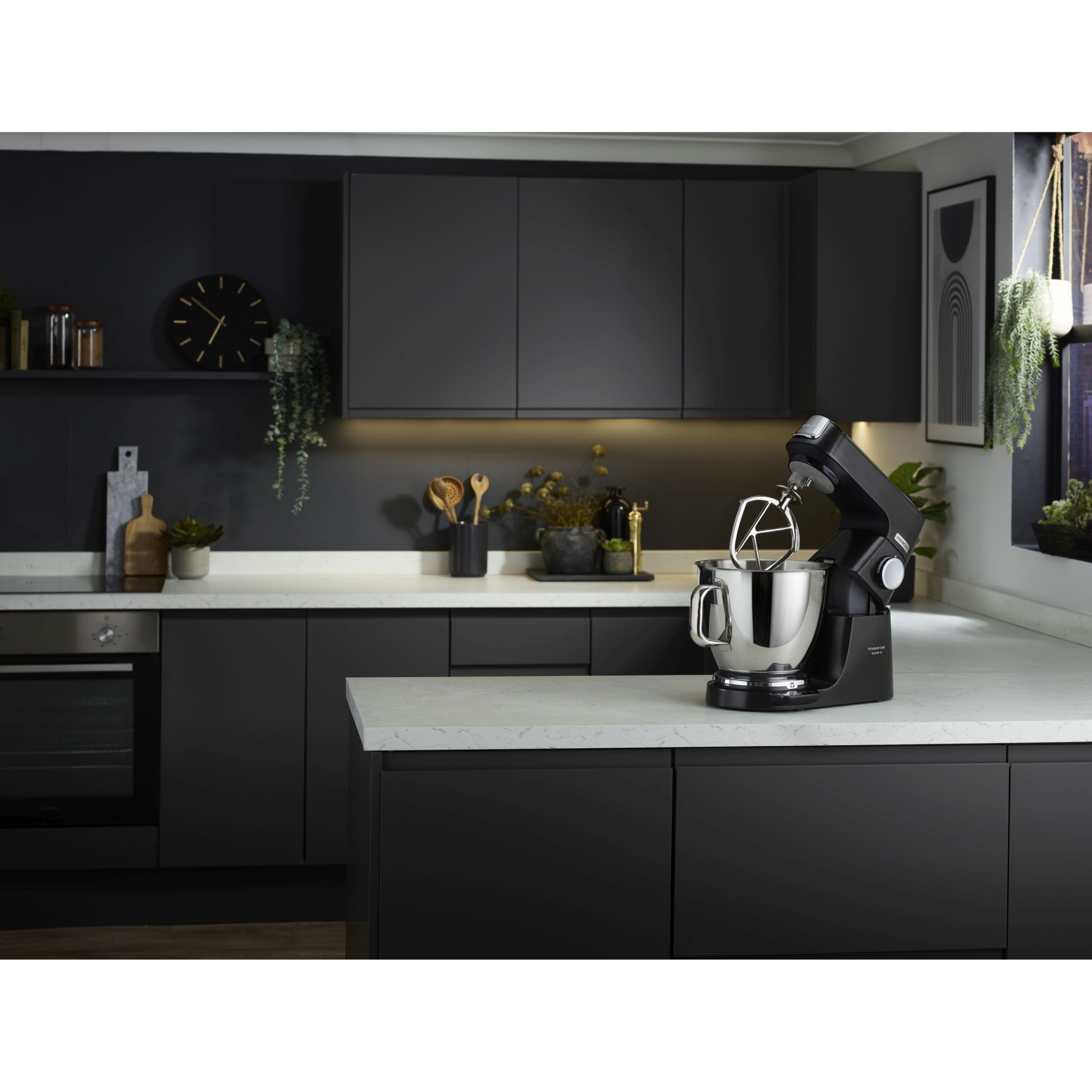 Robot de bucătărie planetar KENWOOD Titanium Chef Baker XL Black Autograph Collection KVL85.004BK – 0W20011466, 1200W, 2 vase (7l/5l), Cântar integrat, G11.50kg, Black
