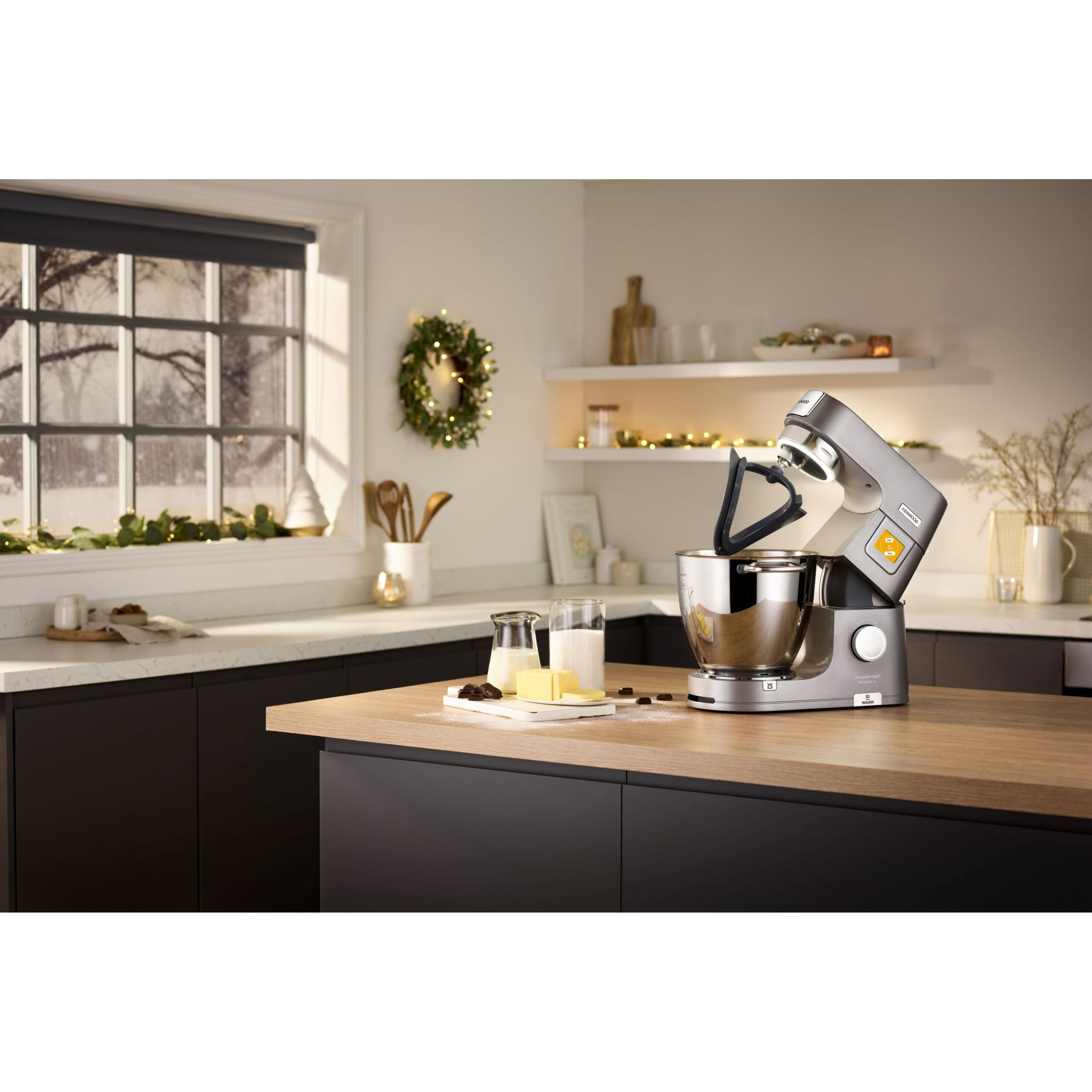 Robot de bucătărie planetar KENWOOD Titanium Chef Patissier XL KWL90.124SI – 0W20011363, 1400W, 6 funcții presetate, 2 vase 7 l/ 5 l, Blender sticlă, Cântar integrat, Sistem de încălzire, Touch screen