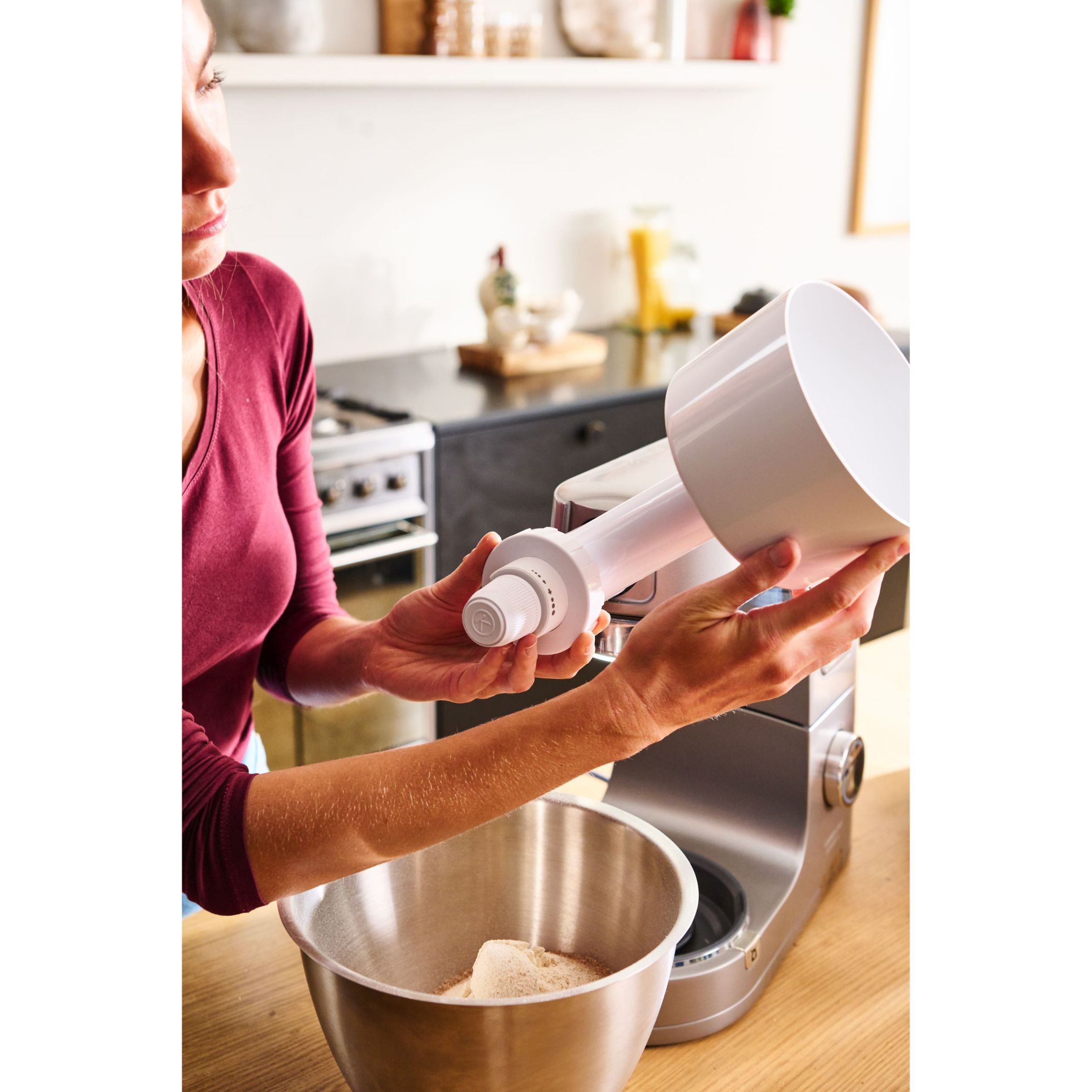 Robot de bucătărie planetar KENWOOD Titanium Chef Patissier XL KWL90.124SI – 0W20011363, 1400W, 6 funcții presetate, 2 vase 7 l/ 5 l, Blender sticlă, Cântar integrat, Sistem de încălzire, Touch screen