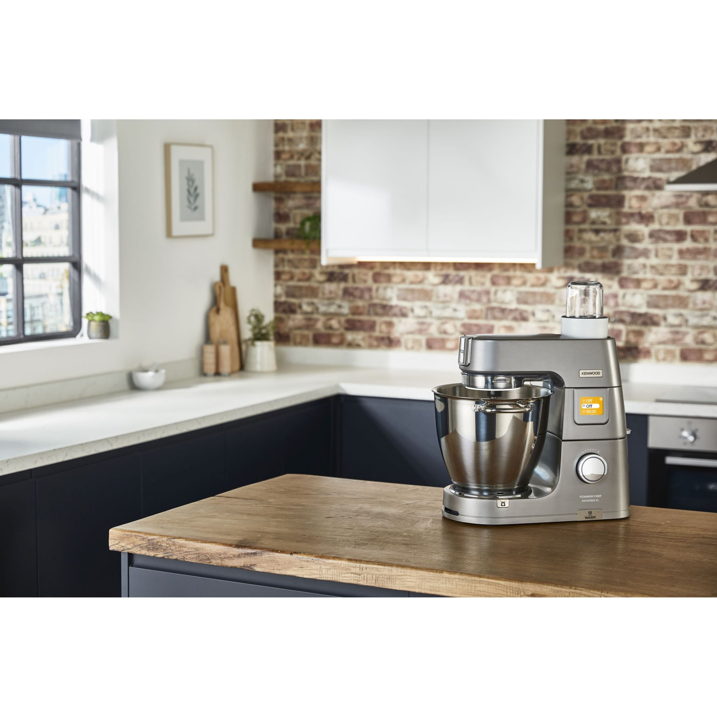 Robot de bucătărie planetar KENWOOD Titanium Chef Patissier XL KWL90.124SI – 0W20011363, 1400W, 6 funcții presetate, 2 vase 7 l/ 5 l, Blender sticlă, Cântar integrat, Sistem de încălzire, Touch screen