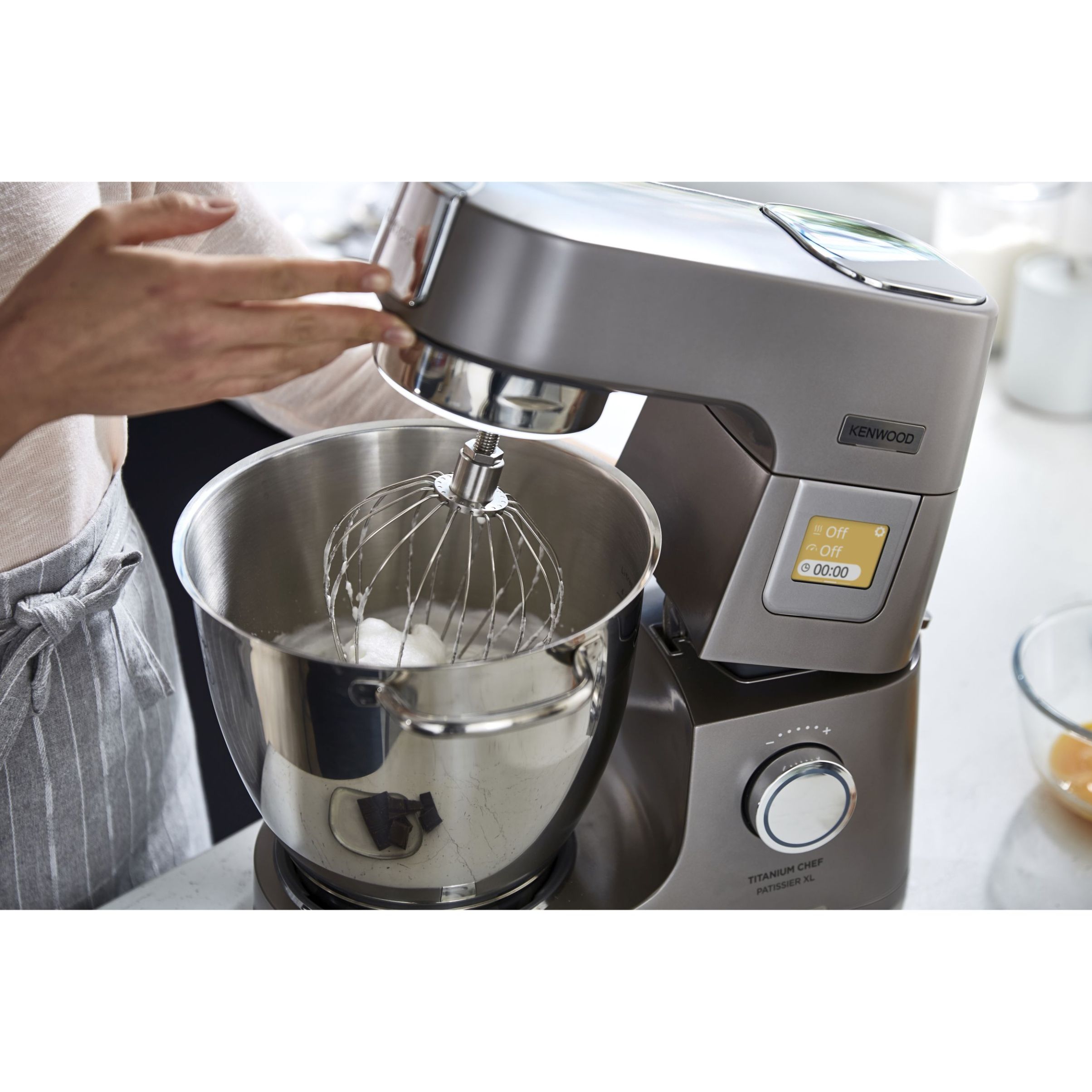Robot de bucătărie planetar KENWOOD Titanium Chef Patissier XL KWL90.034SI – 0W20011371, 1400W, 6 funcții presetate, Vas 7 l, Blender sticlă, Cântar integrat, Sistem de încălzire, Touch screen