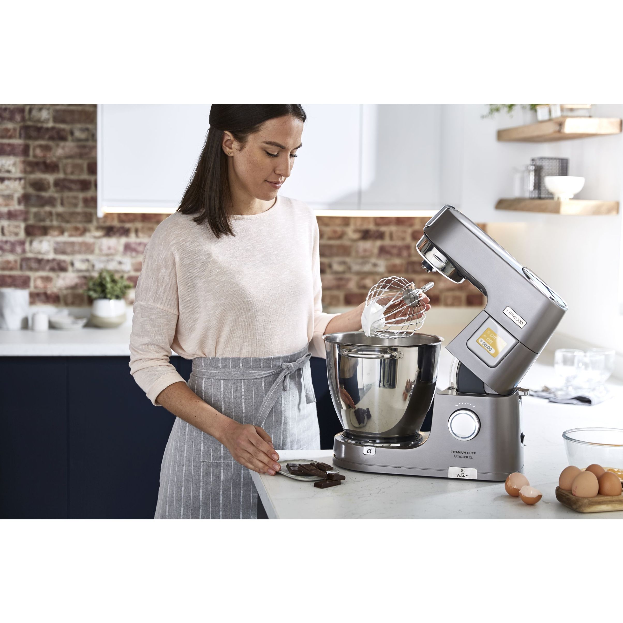 Robot de bucătărie planetar KENWOOD Titanium Chef Patissier XL KWL90.034SI – 0W20011371, 1400W, 6 funcții presetate, Vas 7 l, Blender sticlă, Cântar integrat, Sistem de încălzire, Touch screen
