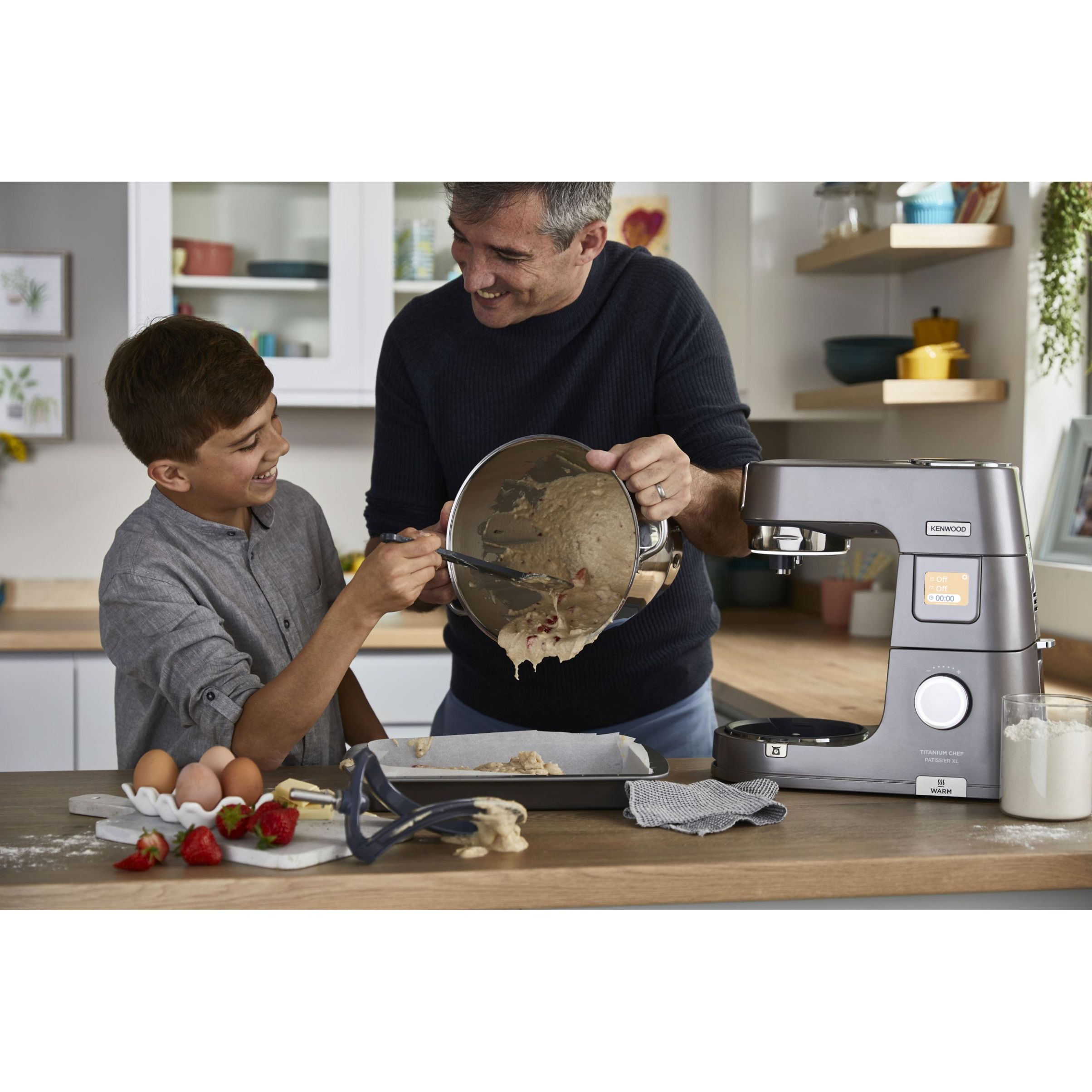 Robot de bucătărie planetar KENWOOD Titanium Chef Patissier XL KWL90.034SI – 0W20011371, 1400W, 6 funcții presetate, Vas 7 l, Blender sticlă, Cântar integrat, Sistem de încălzire, Touch screen