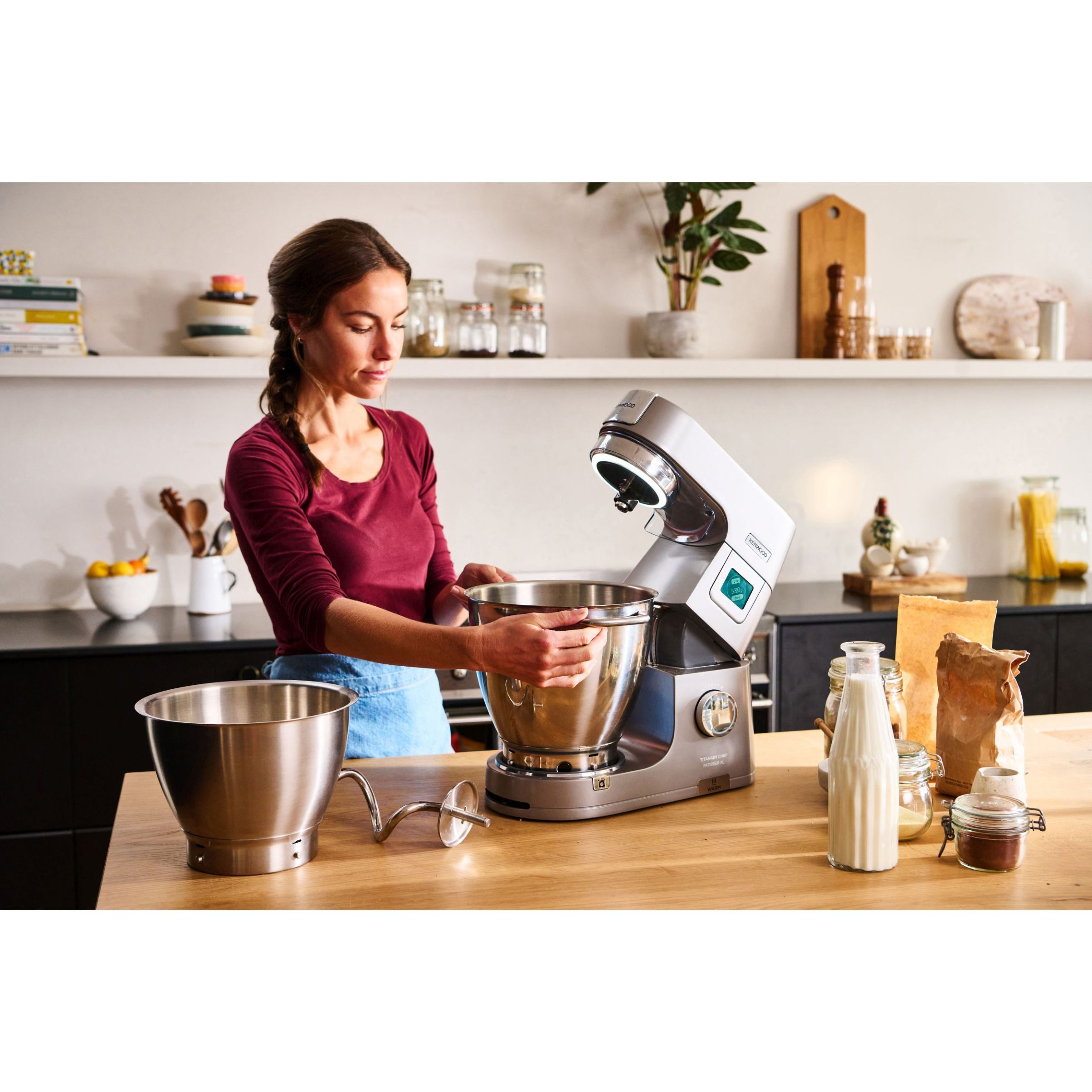 Robot de bucătărie planetar KENWOOD Titanium Chef Patissier XL KWL90.034SI – 0W20011371, 1400W, 6 funcții presetate, Vas 7 l, Blender sticlă, Cântar integrat, Sistem de încălzire, Touch screen