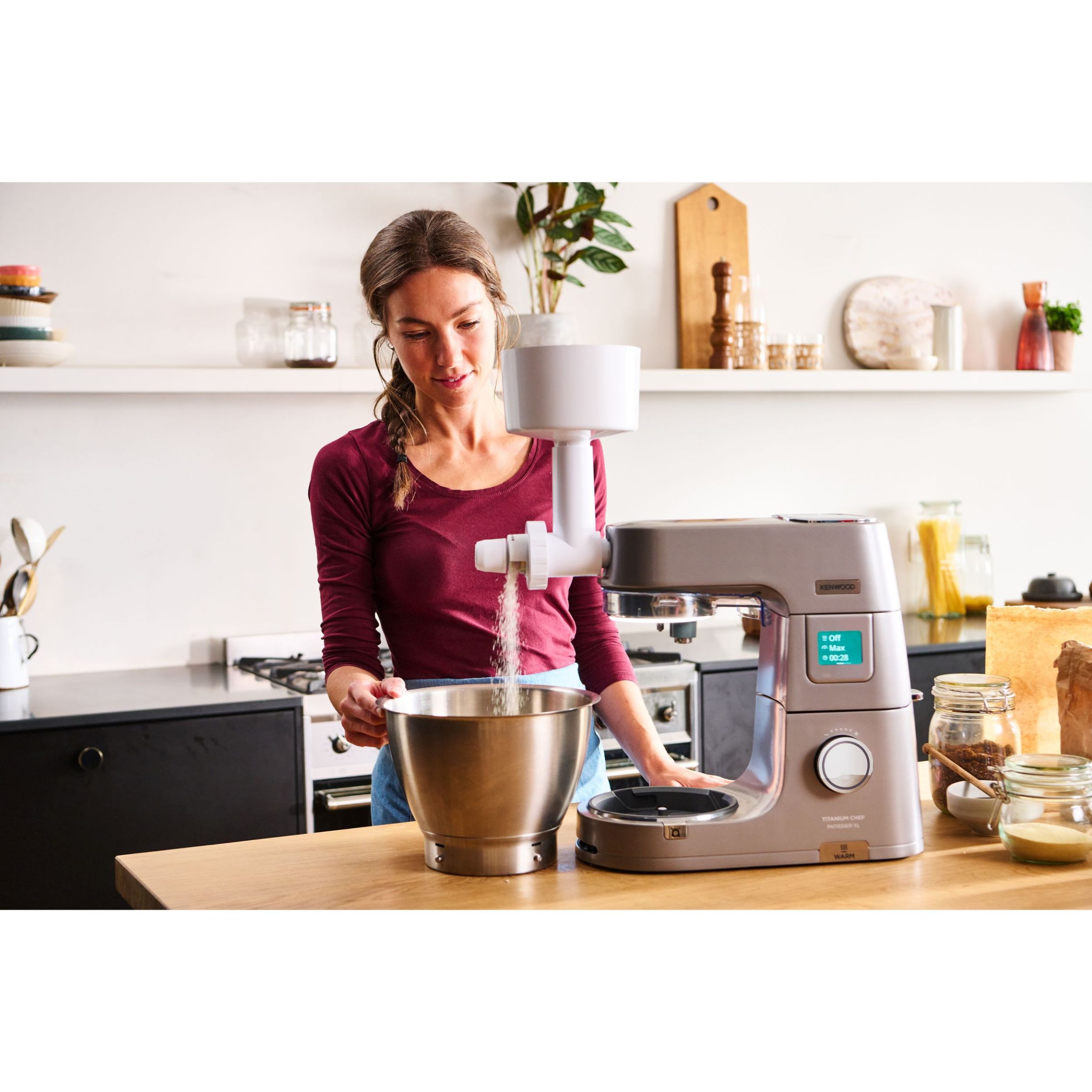 Robot de bucătărie planetar KENWOOD Titanium Chef Patissier XL KWL90.034SI – 0W20011371, 1400W, 6 funcții presetate, Vas 7 l, Blender sticlă, Cântar integrat, Sistem de încălzire, Touch screen