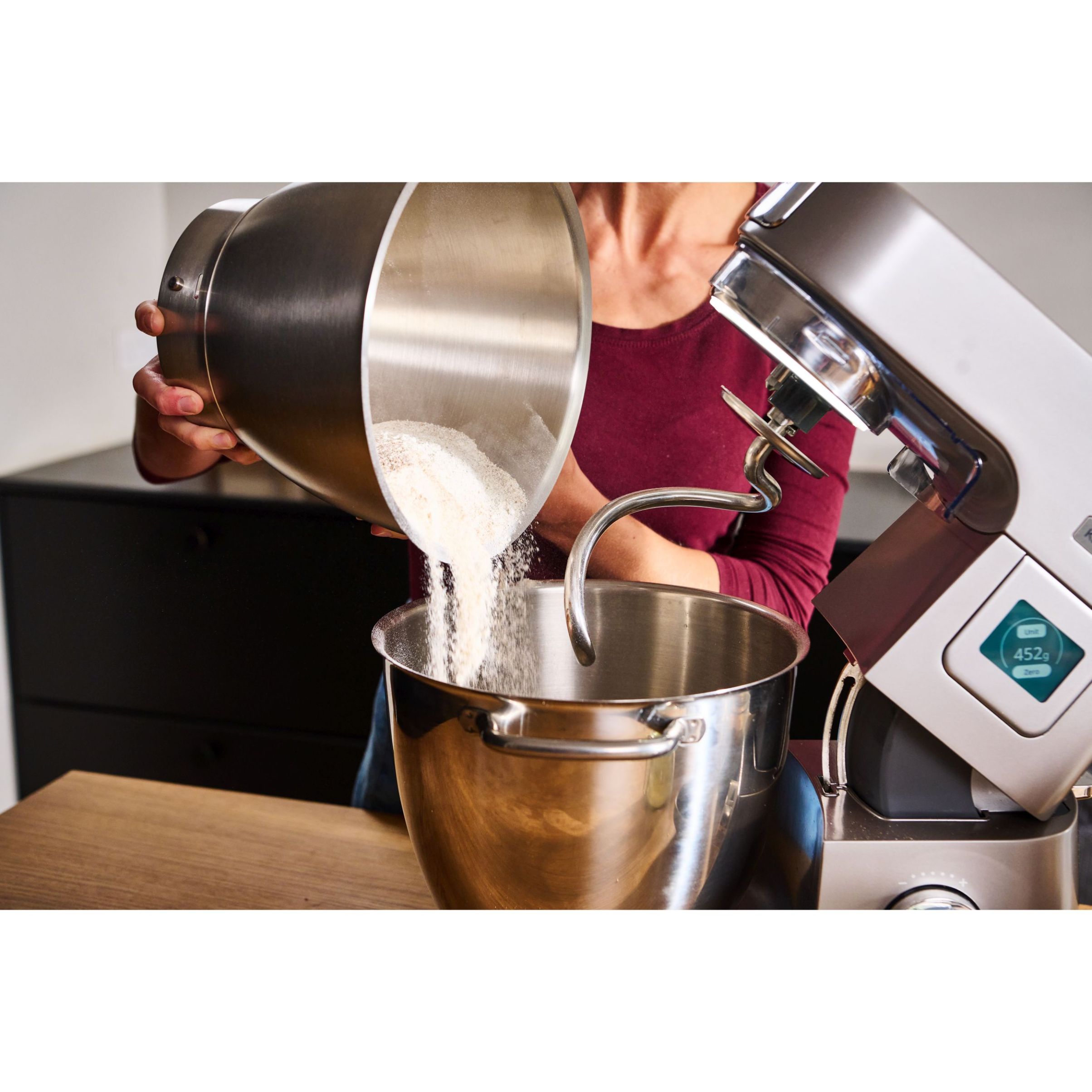 Robot de bucătărie planetar KENWOOD Titanium Chef Patissier XL KWL90.034SI – 0W20011371, 1400W, 6 funcții presetate, Vas 7 l, Blender sticlă, Cântar integrat, Sistem de încălzire, Touch screen