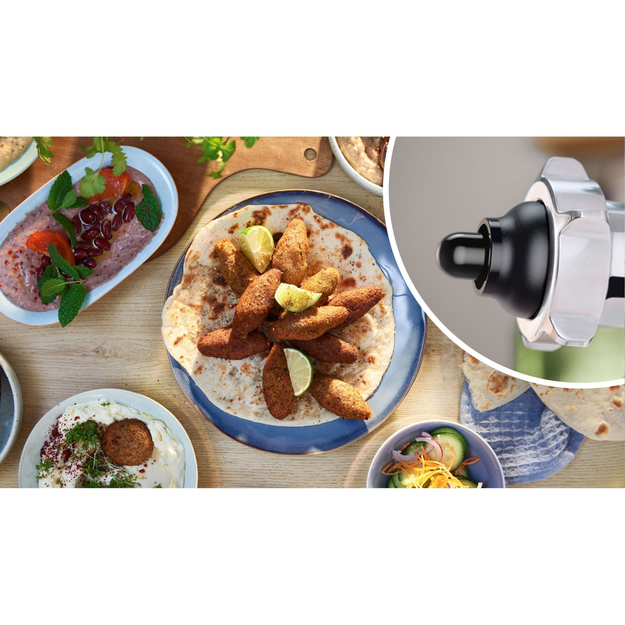 Mașină de tocat carne BOSCH Serie 6 MultiPower MFWS607W, Vârf 2100W (2 trepte și revers), Nominală 500W, 3.5kg/min, Cârnați, Kebbe, Cuțit cu două tăișuri, Piciorușe ventuze, Cutie de viteze planetară, Albă