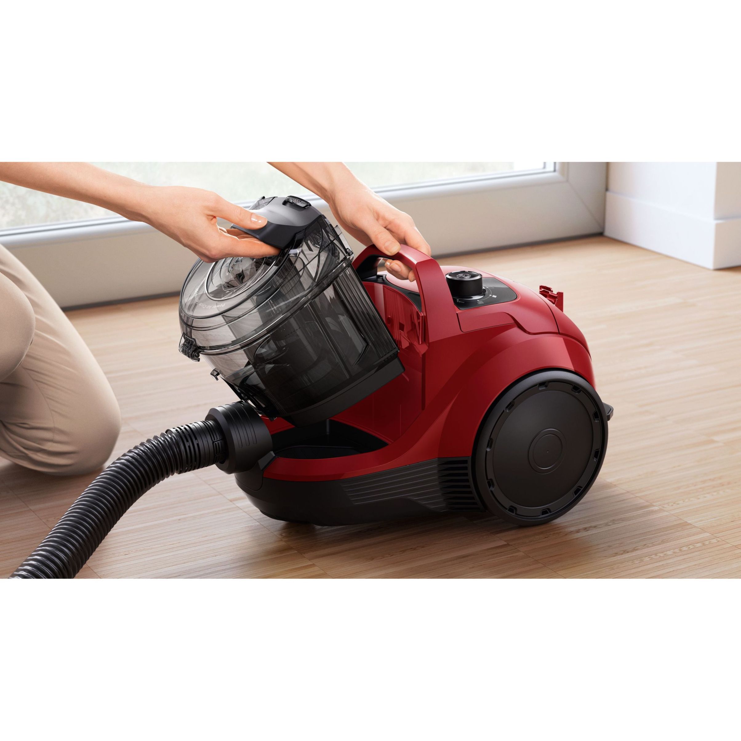 Aspirator fără sac BOSCH Serie 4 BGC21X350, 750W