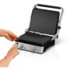 Grătar electric BRAUN MultiGrill 7 Contact CG7020 – 0X17900000, 2000W, Maximum 230°C, 3 moduri de gătire, 2 termostate electronice independente,1 placă grill, 1 placă griddle, G5.50kg